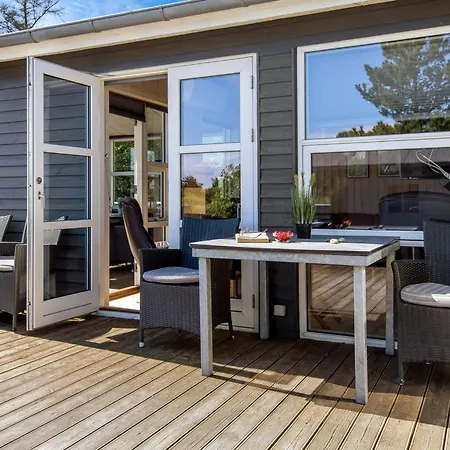 Omar - 1-0km From The Sea In Western Jutland By Interhome * Blåvand
