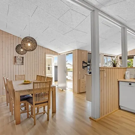 Omar - 1-0km From The Sea By Interhome Сasa de vacaciones
