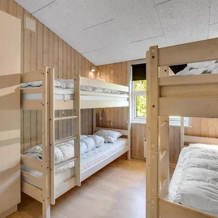 Сasa de vacaciones Omar - 1-0km From The Sea By Interhome *
